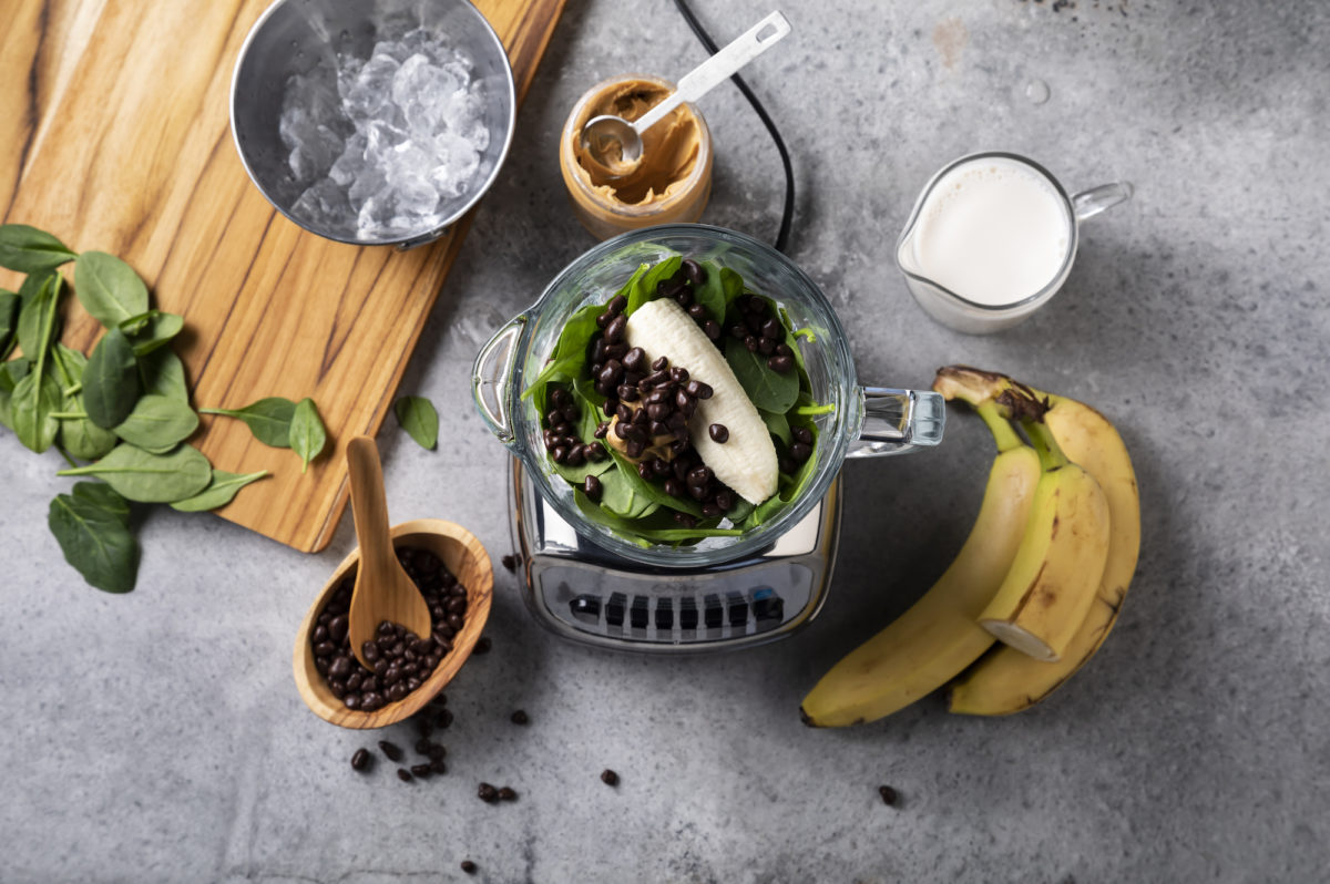 Almond Butter Banana and Cacao Green Smoothie