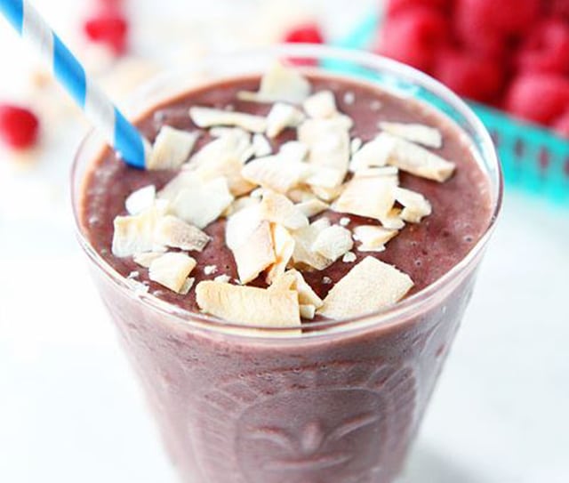 Raspberry Coconut Smoothie