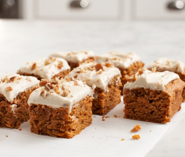 Vegan Carrot Cake and Macadamia Frosting