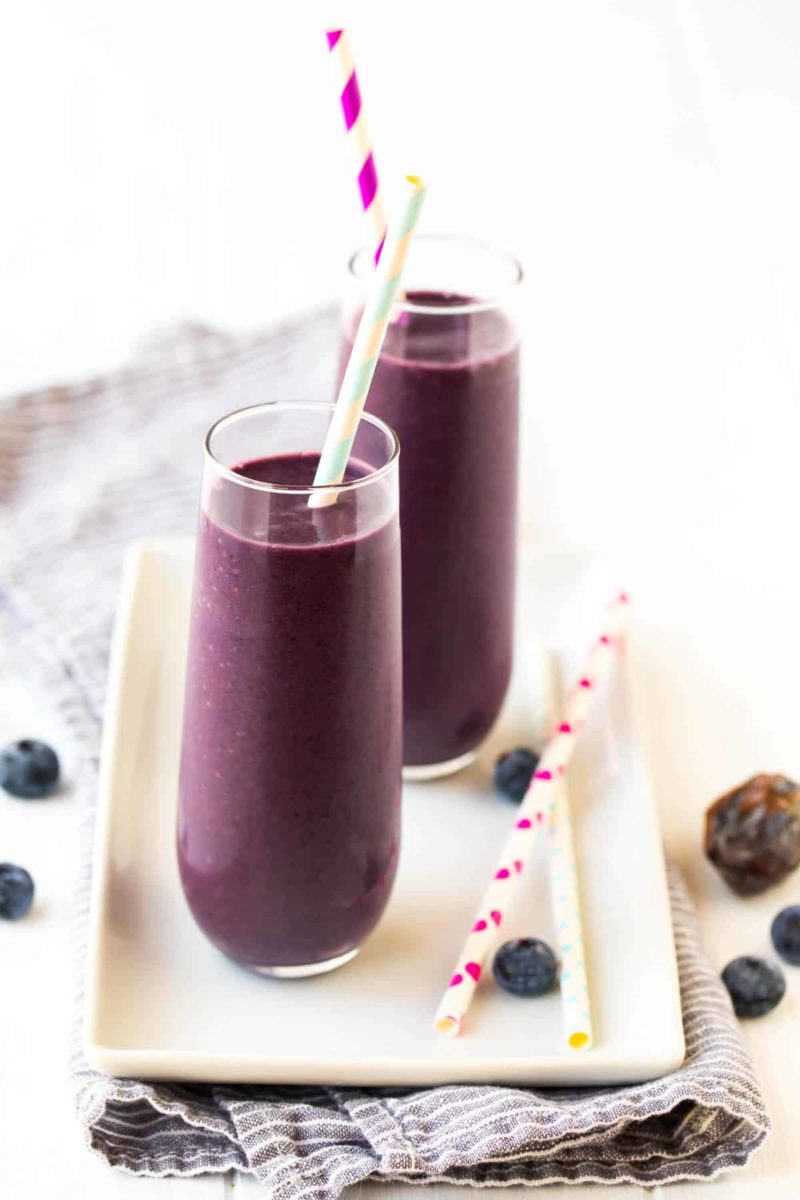 blueberry date shake