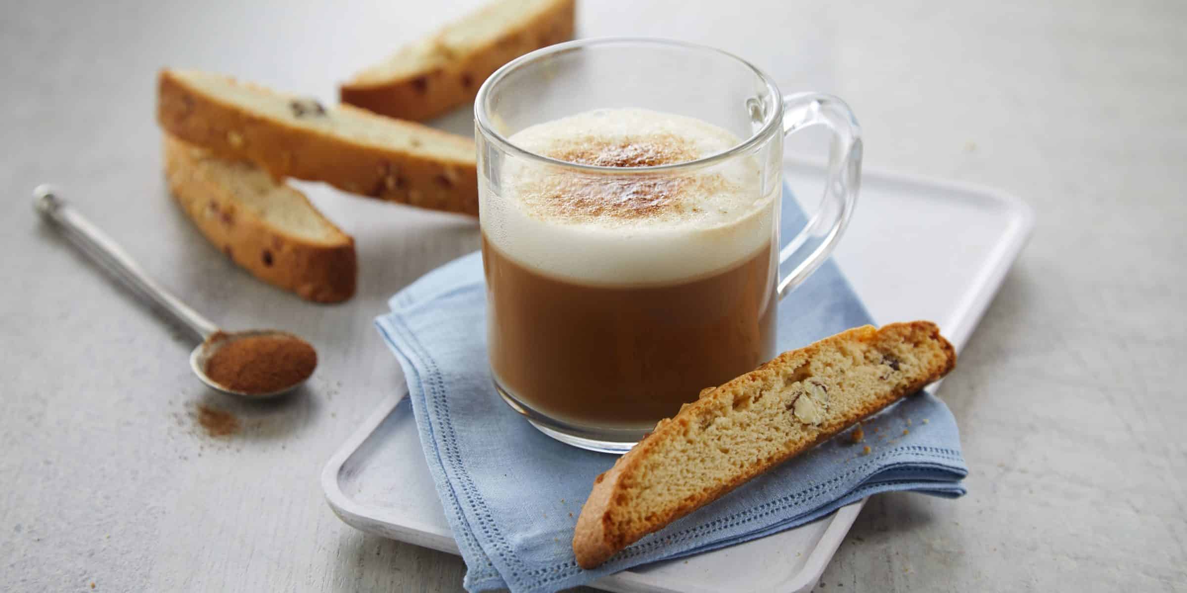 11_Vanilla Cappuccino_FY23 New Recipes_P_22-blu-0153