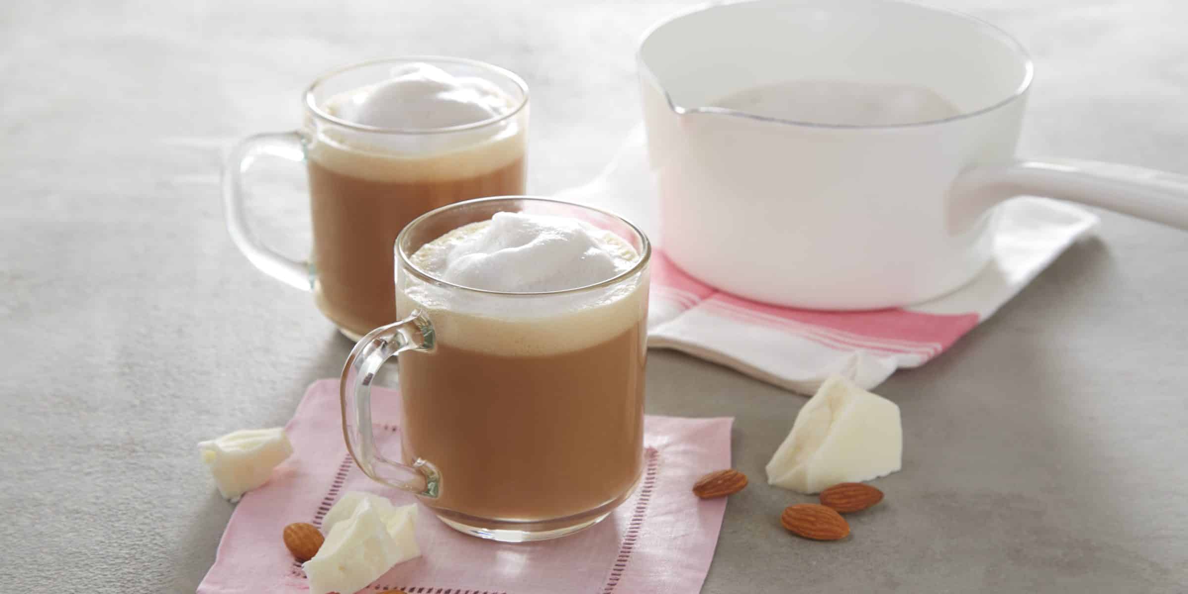 6_White Chocolate Mocha_FY23 New Recipes_P_22-blu-0153